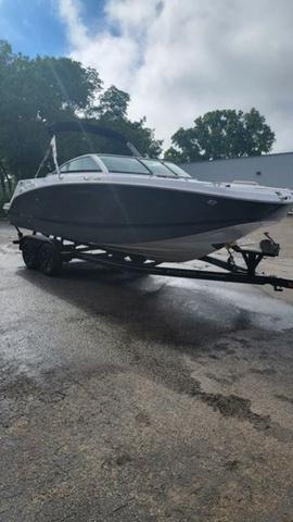 2023 Four Winns HD3