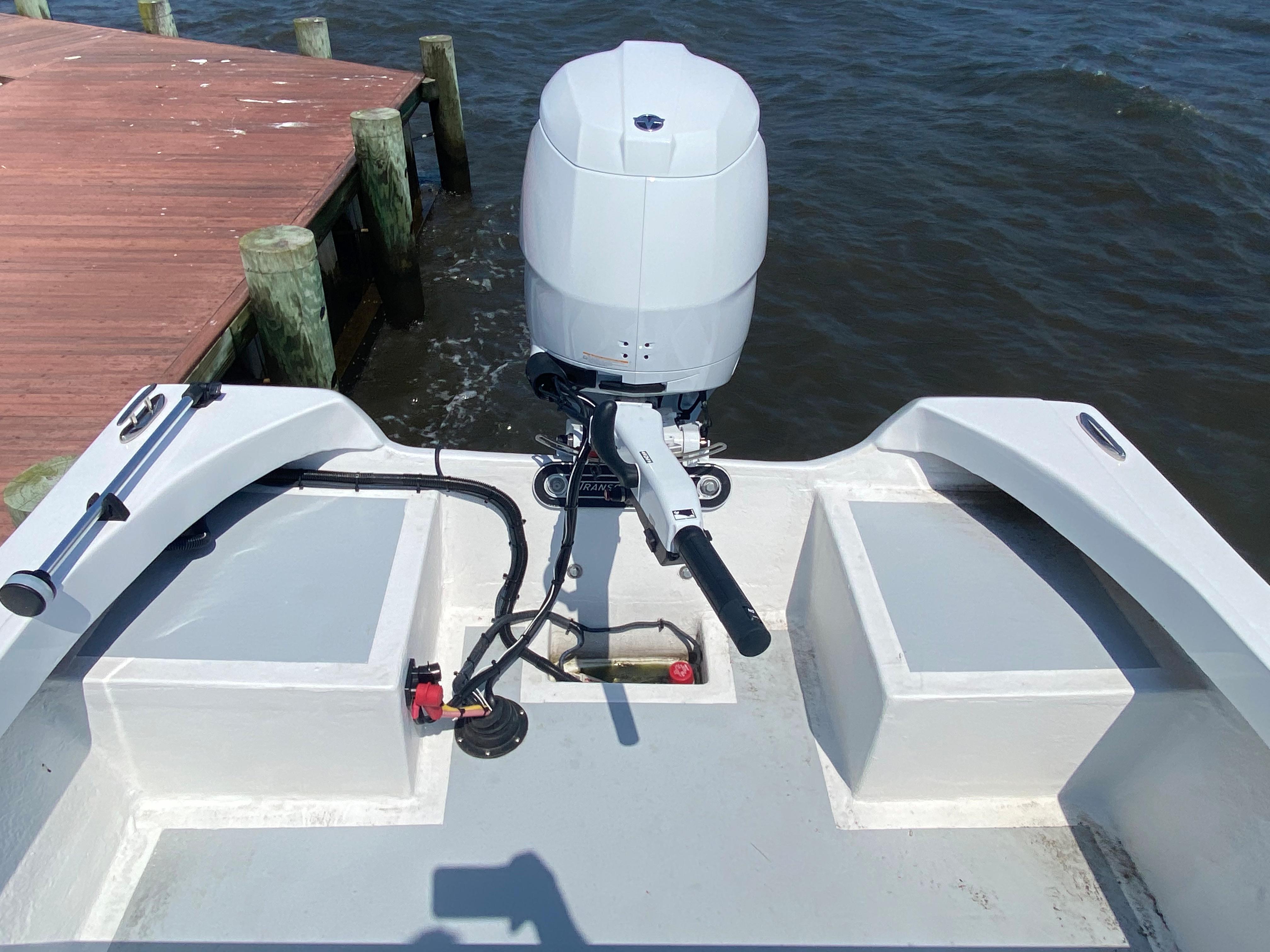 1985 Chincoteague 20' Skiff Center Console for sale YachtWorld