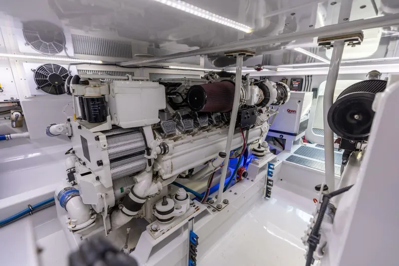  Yacht Photos Pics 2006 Jim Smith 68 Convertible- Engine Room