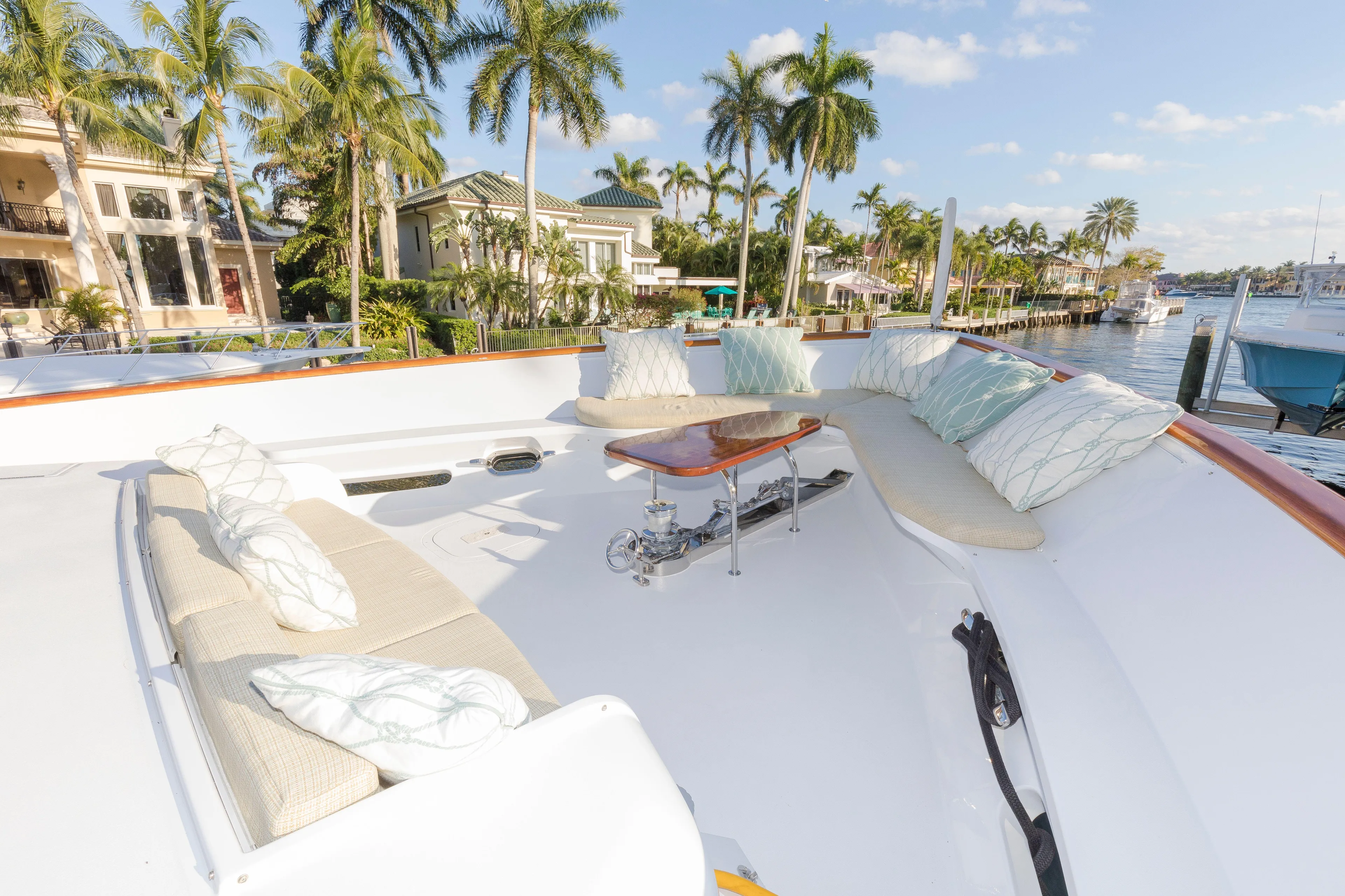 Anndrianna Yacht Photos Pics Bow Seating 1