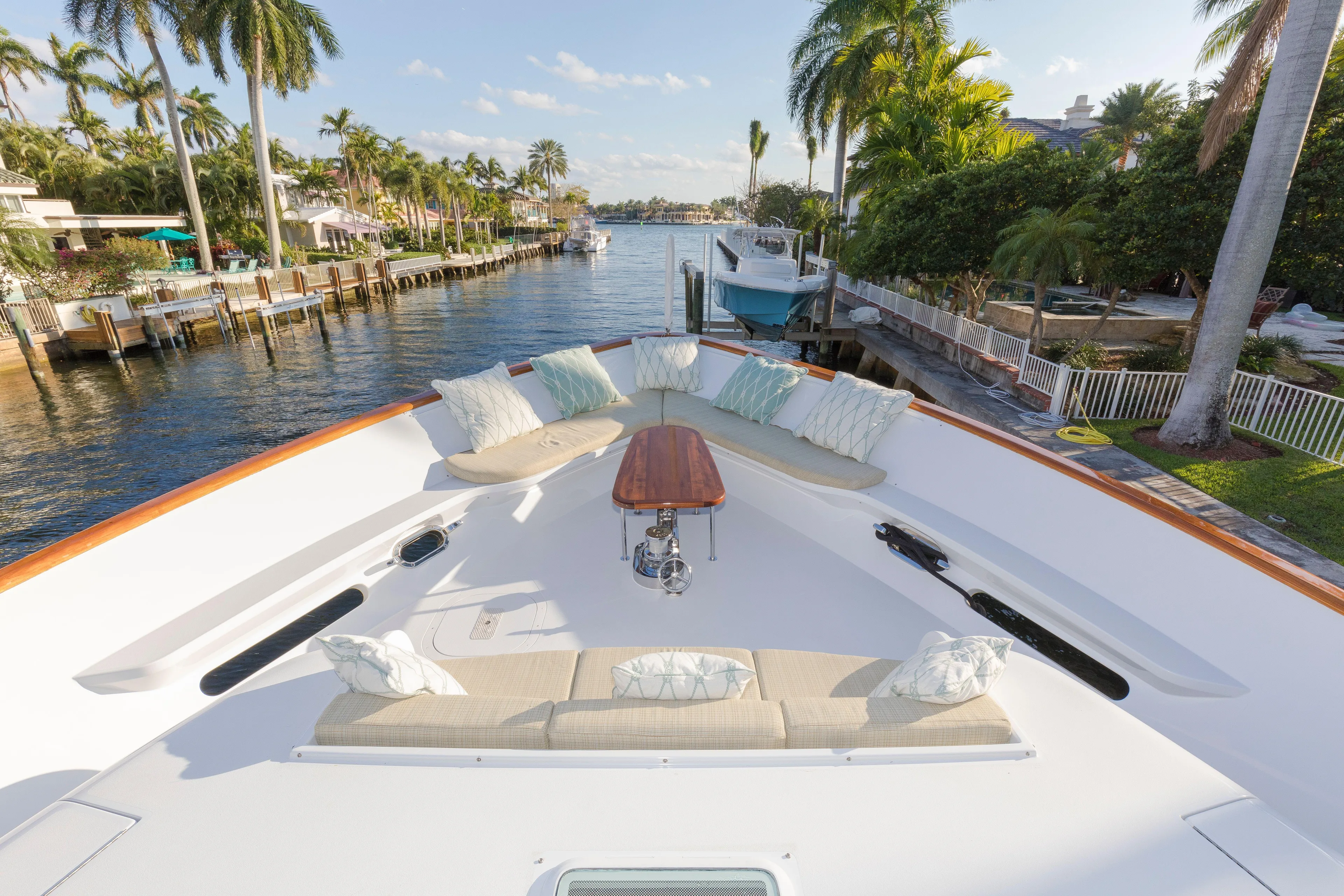 Anndrianna Yacht Photos Pics Bow Seating 2