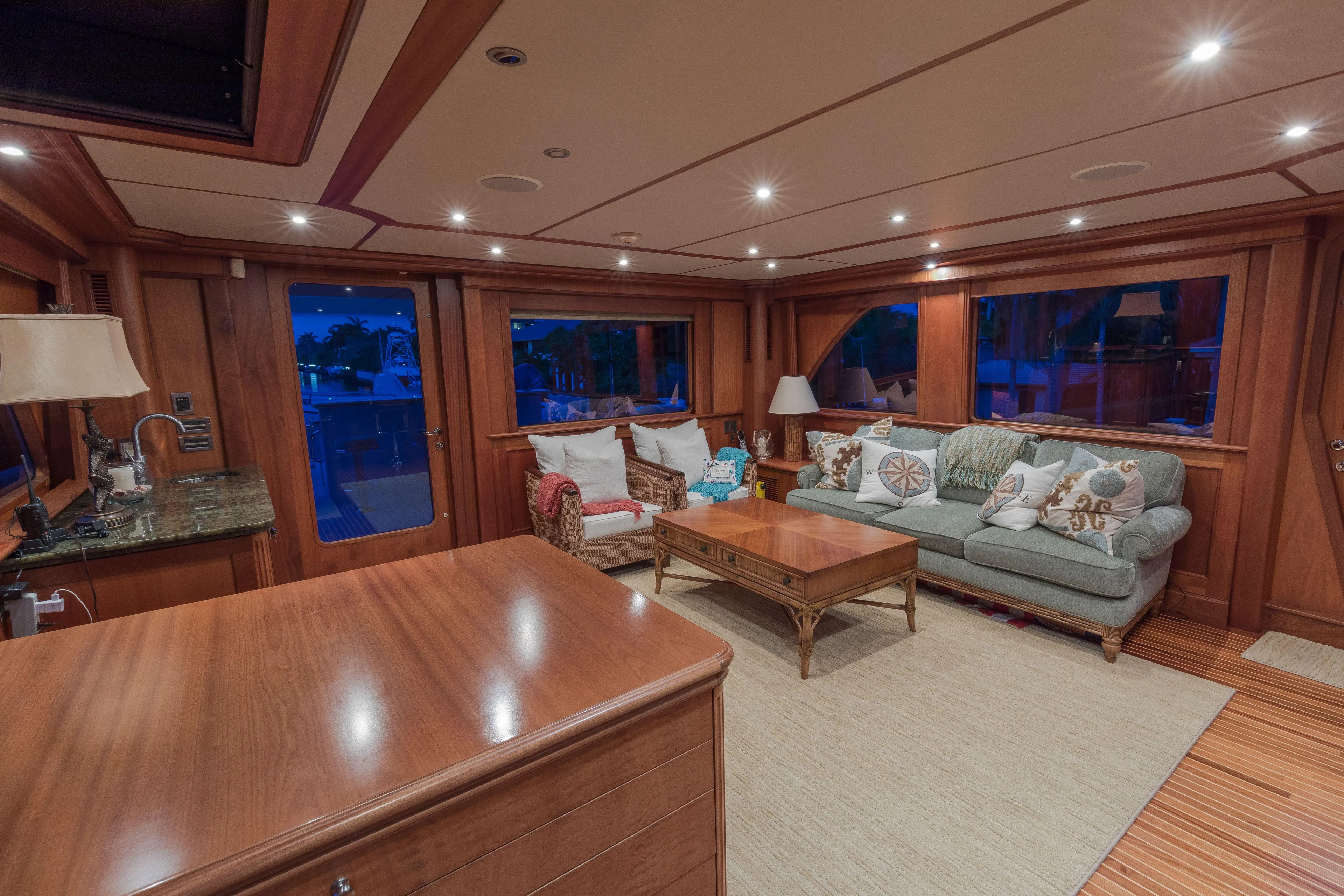 Anndrianna Yacht Photos Pics Skylounge 1