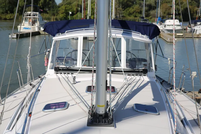 Platypus Yacht Photos Pics 2014 Catalina 445 sailboat docked, showcasing deck and rigging details.