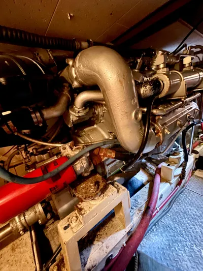 Mokulani Yacht Photos Pics Port Engine