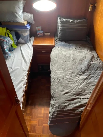 Mokulani Yacht Photos Pics Twin Berths