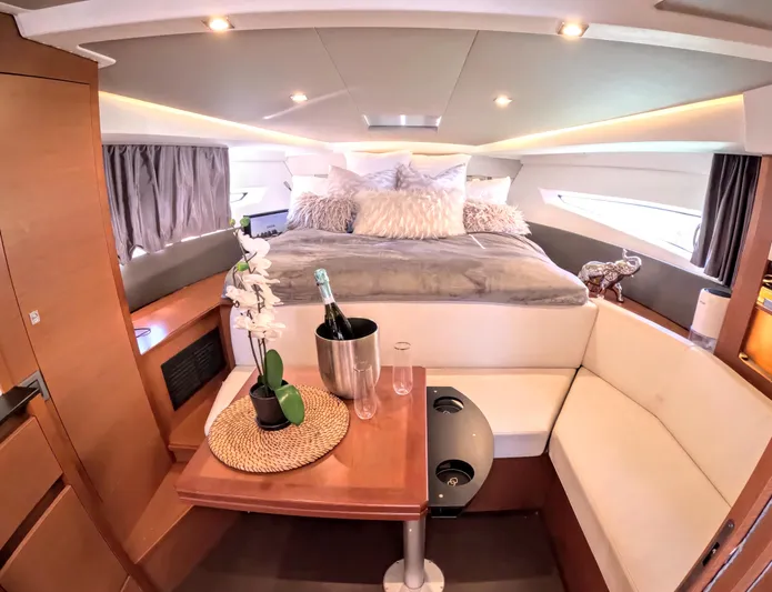 Ganesha Yacht Photos Pics Salon2