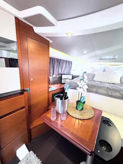 Ganesha Yacht Photos Pics Dining