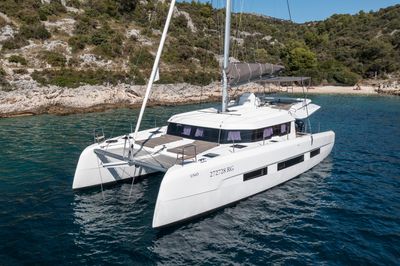 Dufour Catamarans 48