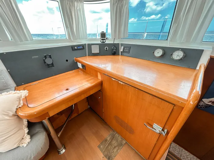 Sundance Yacht Photos Pics 