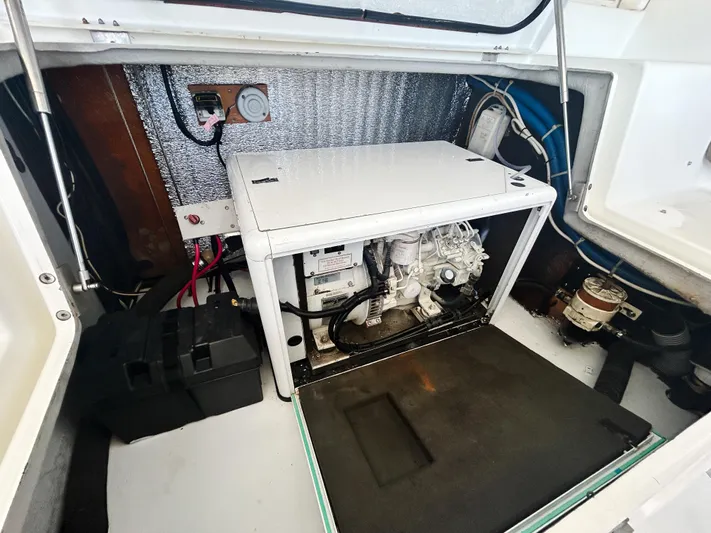 Sundance Yacht Photos Pics 