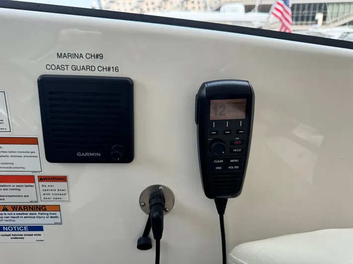  Yacht Photos Pics 2019 PURSUIT 365 DC - Image 19