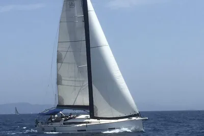 2016 Dufour Dufour 460 Grand Large