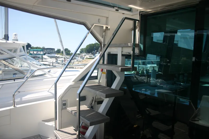 Laissez-faire Yacht Photos Pics Stairs