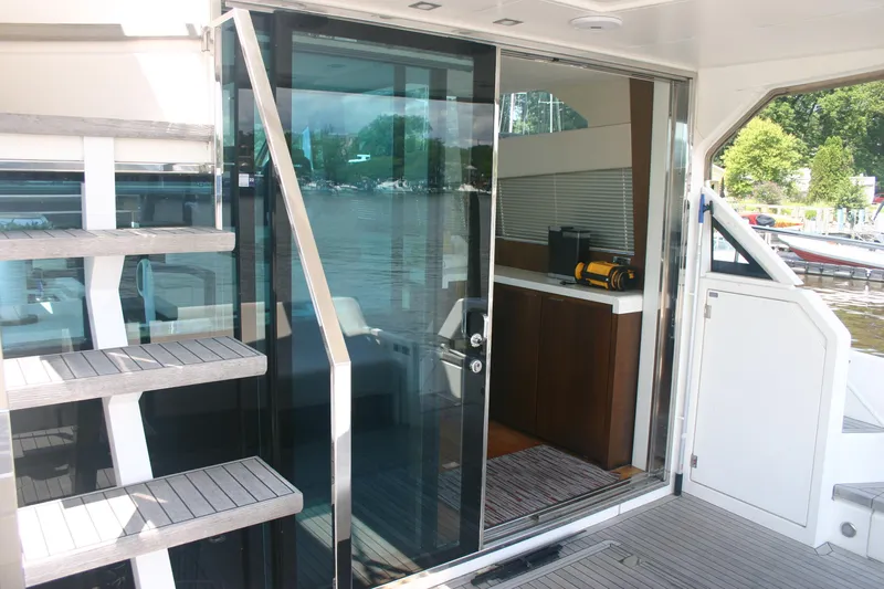 Laissez-faire Yacht Photos Pics Cockpit Slider