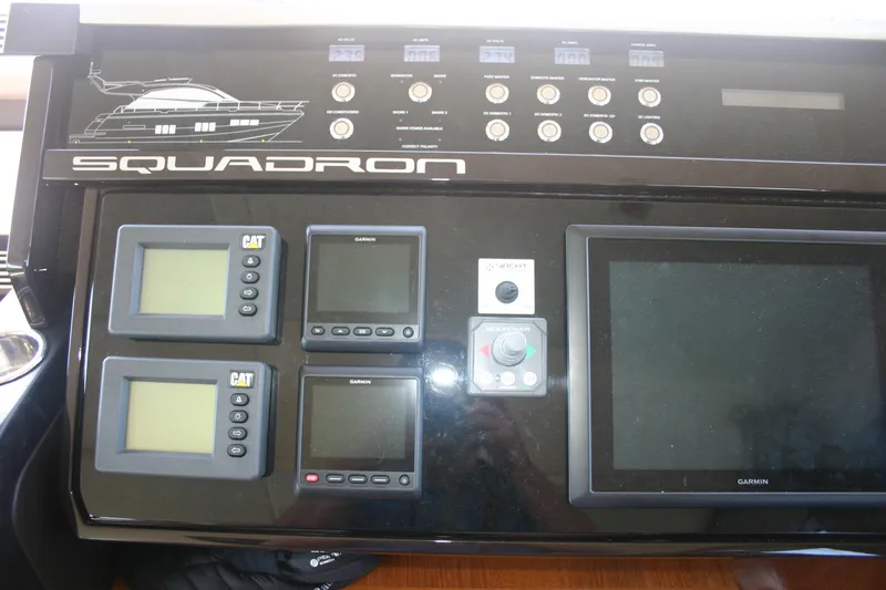 Laissez-faire Yacht Photos Pics Electronics