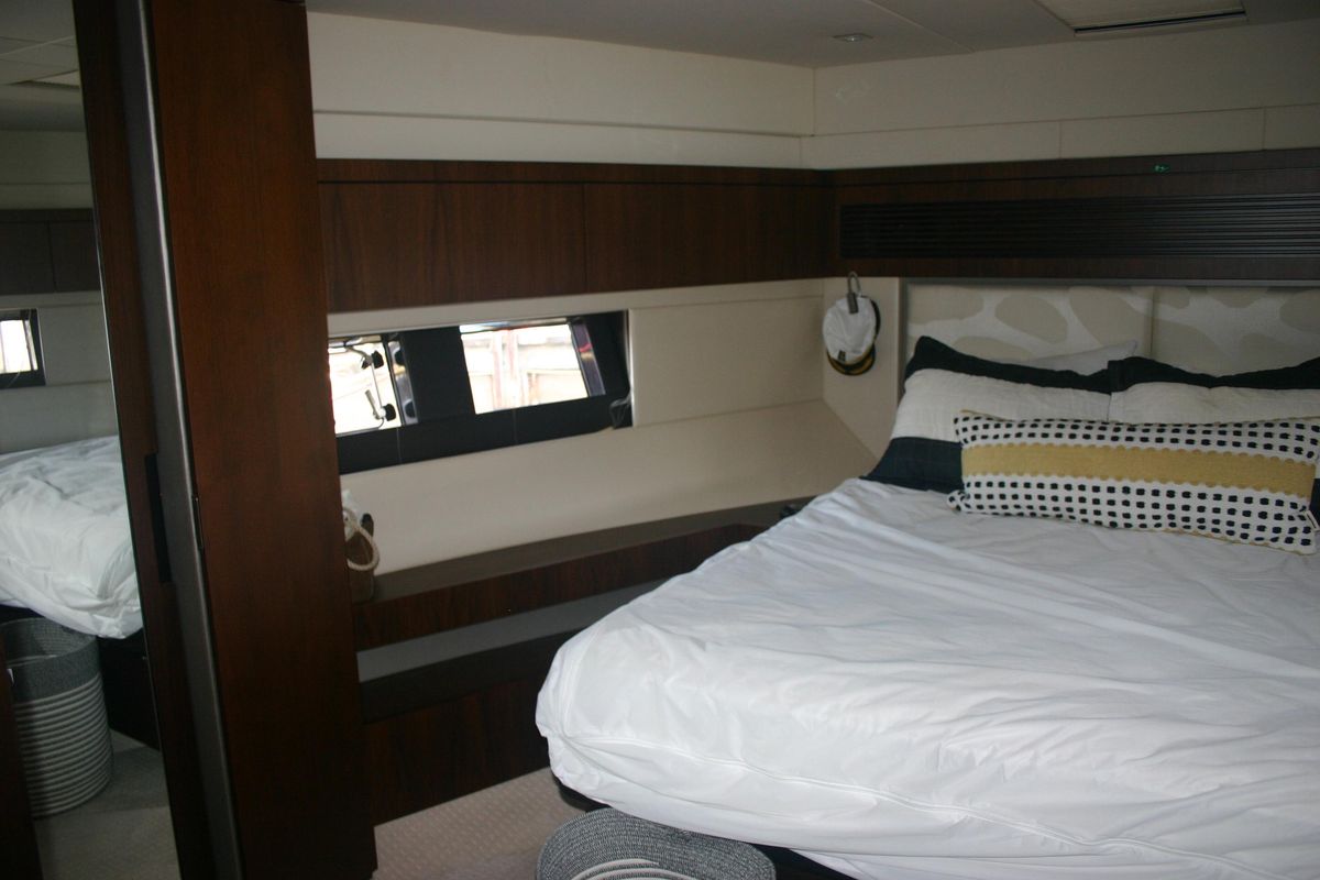 2015 Fairline 50 