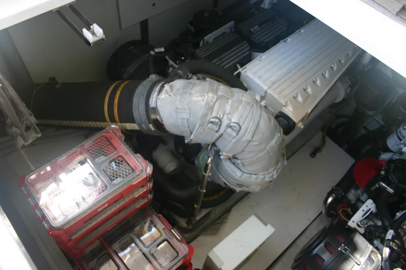 Laissez-faire Yacht Photos Pics Port Engine