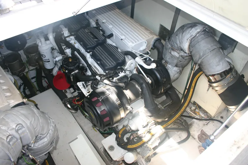 Laissez-faire Yacht Photos Pics Stbd. Engine