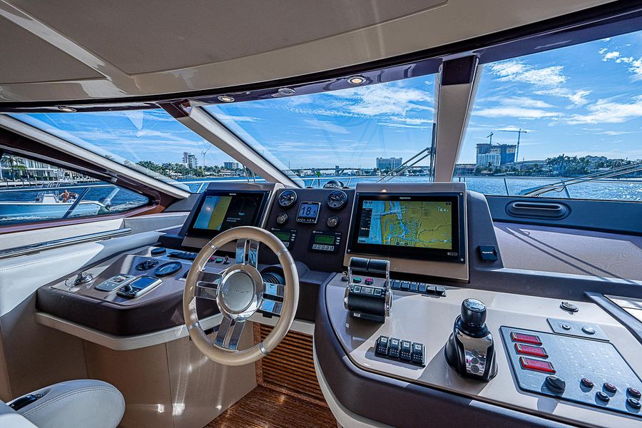 2014 Azimut 60 Flybridge