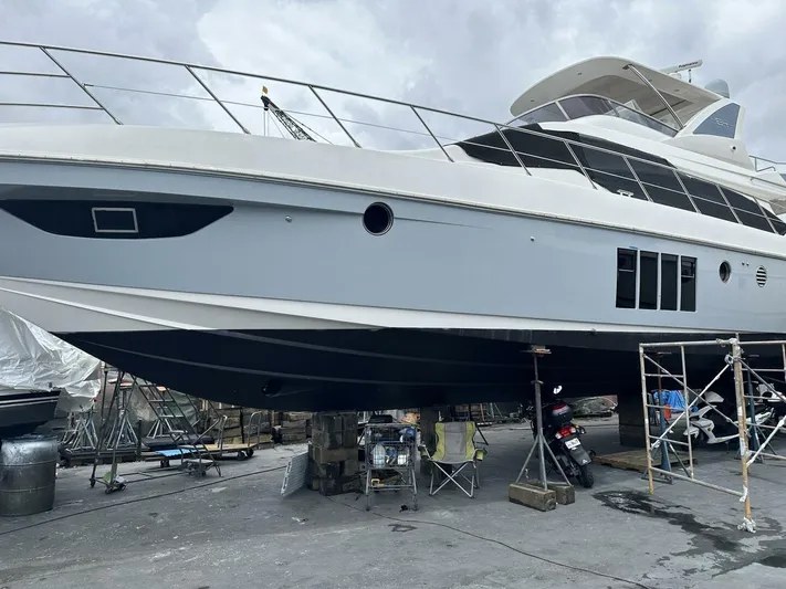 Odyssey Yacht Photos Pics 2013 Azimut 64 Fly yacht in dry dock for maintenance.