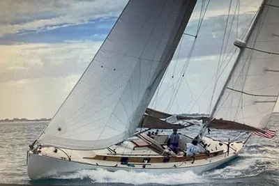 Herreshoff 42