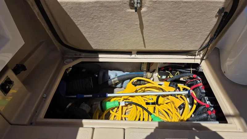 Dizzy Alice Yacht Photos Pics 