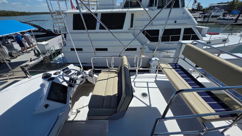 Dizzy Alice Yacht Photos Pics 