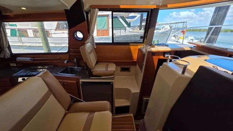 Dizzy Alice Yacht Photos Pics 