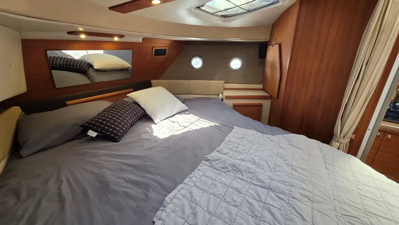 Dizzy Alice Yacht Photos Pics 