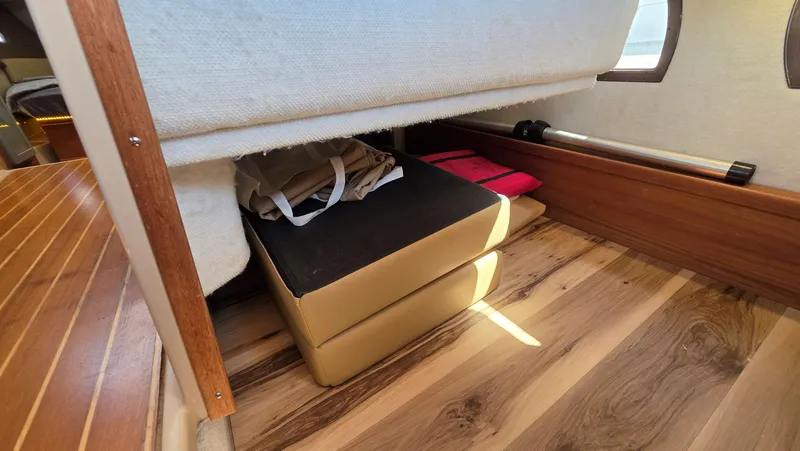 Dizzy Alice Yacht Photos Pics 