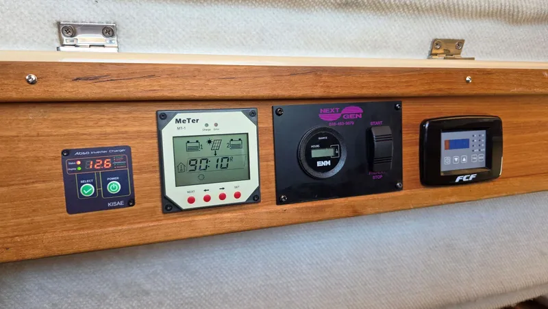 Dizzy Alice Yacht Photos Pics 