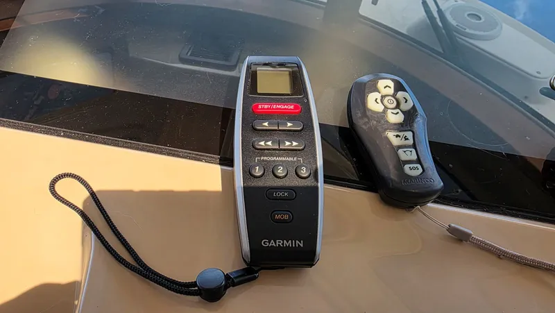 Dizzy Alice Yacht Photos Pics 