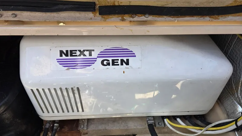 Dizzy Alice Yacht Photos Pics 