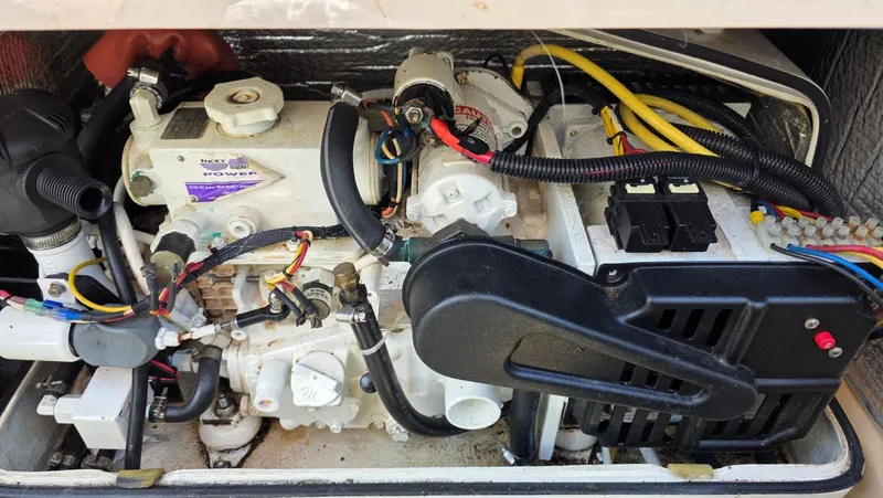 Dizzy Alice Yacht Photos Pics 