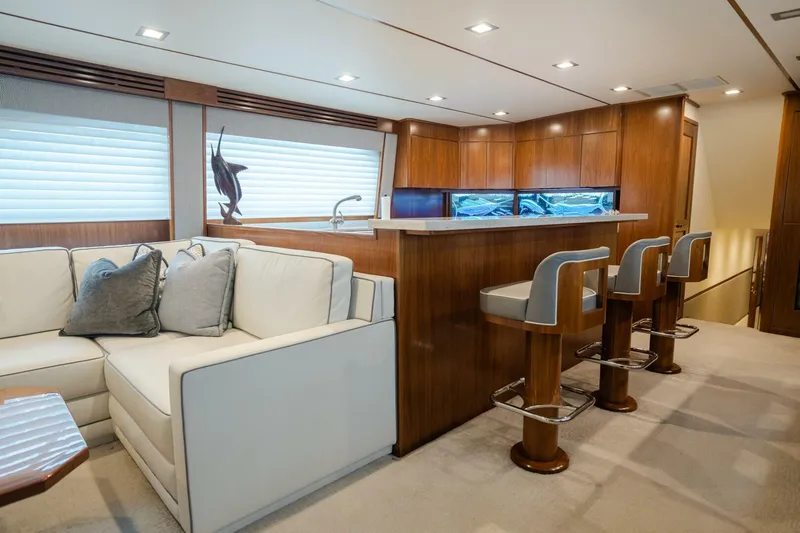 Hooray Yacht Photos Pics 