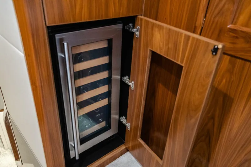 Hooray Yacht Photos Pics 