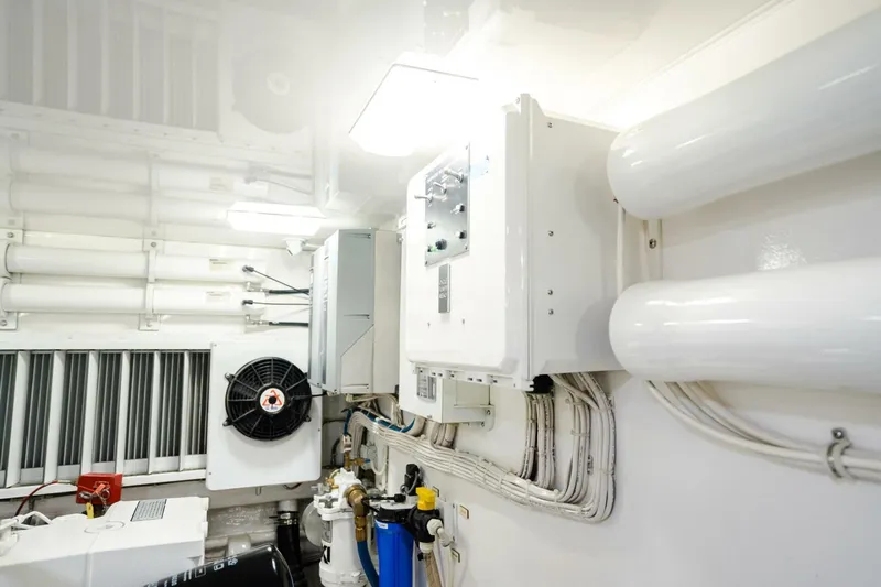 Hooray Yacht Photos Pics 