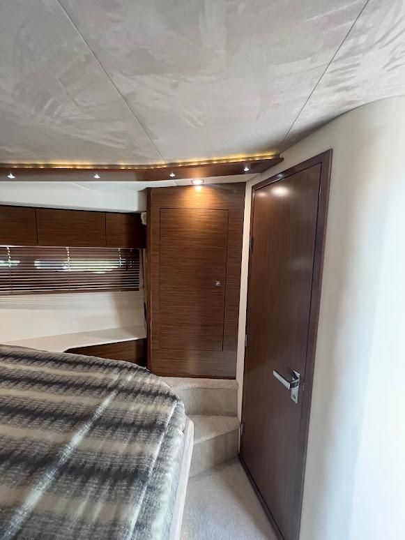2014 Cruisers Yachts 45 