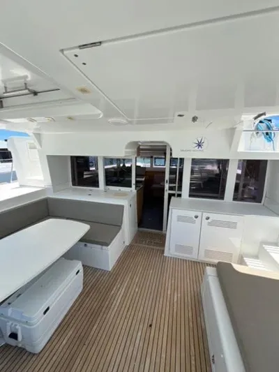 Kajsa Yacht Photos Pics 2017 Lagoon 450 F catamaran interior with spacious seating and modern design.
