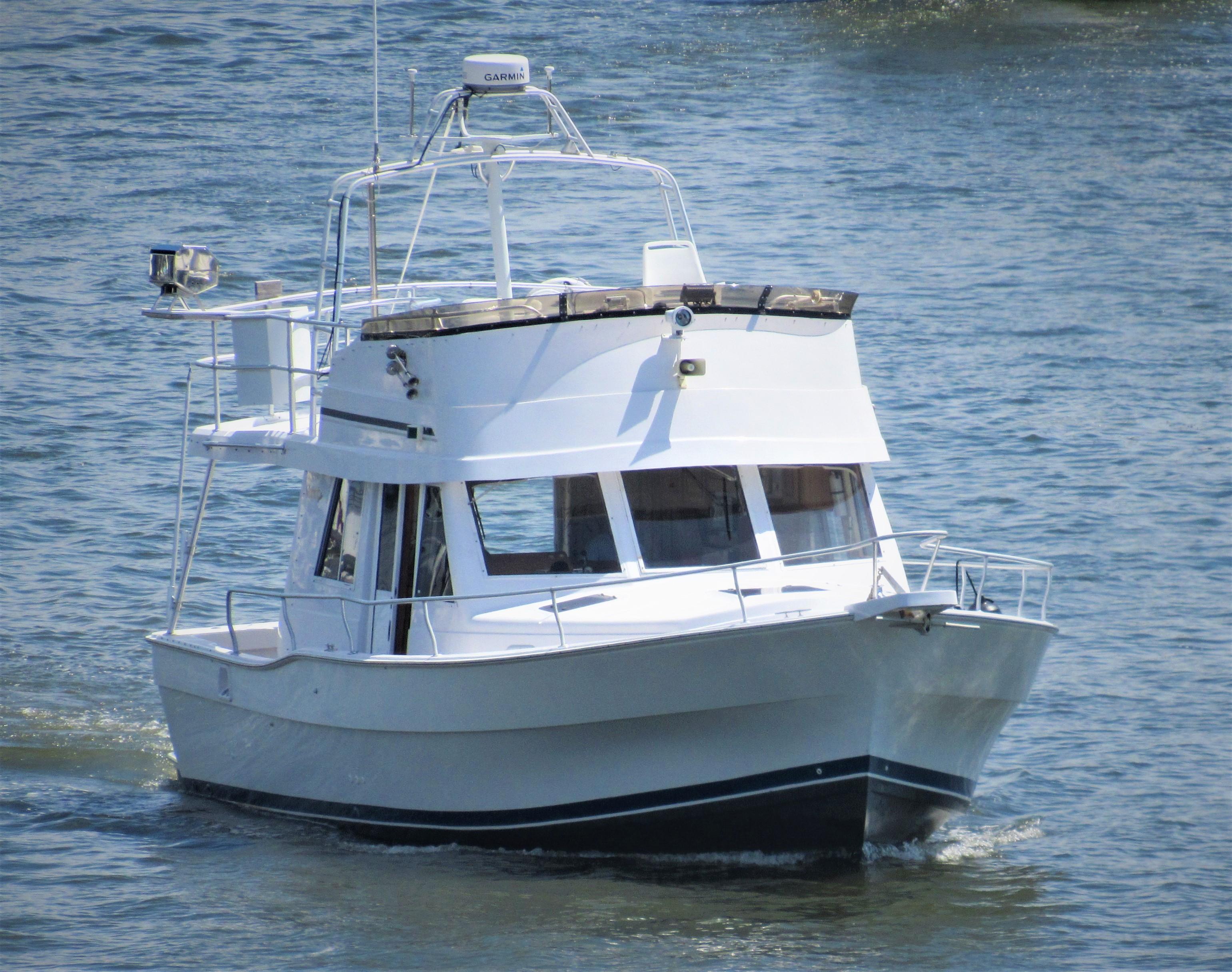 1999 Mainship 390 Trawler