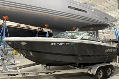 Four Winns H210
