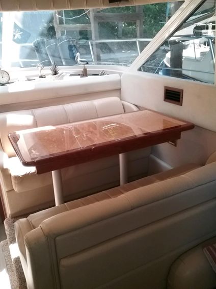 2000-45-cruisers-yachts-4450-express-motoryacht