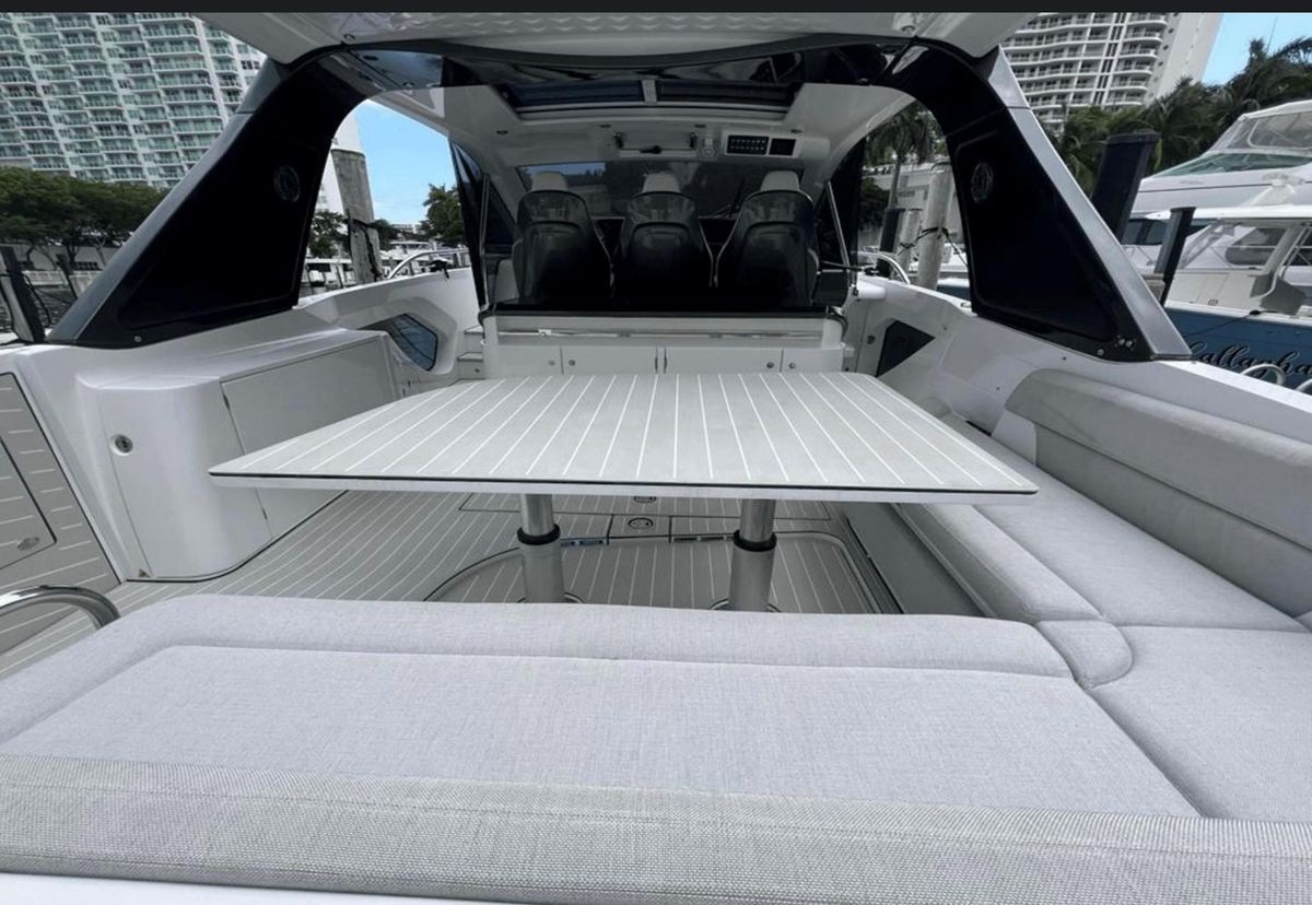 2022 Azimut 42 