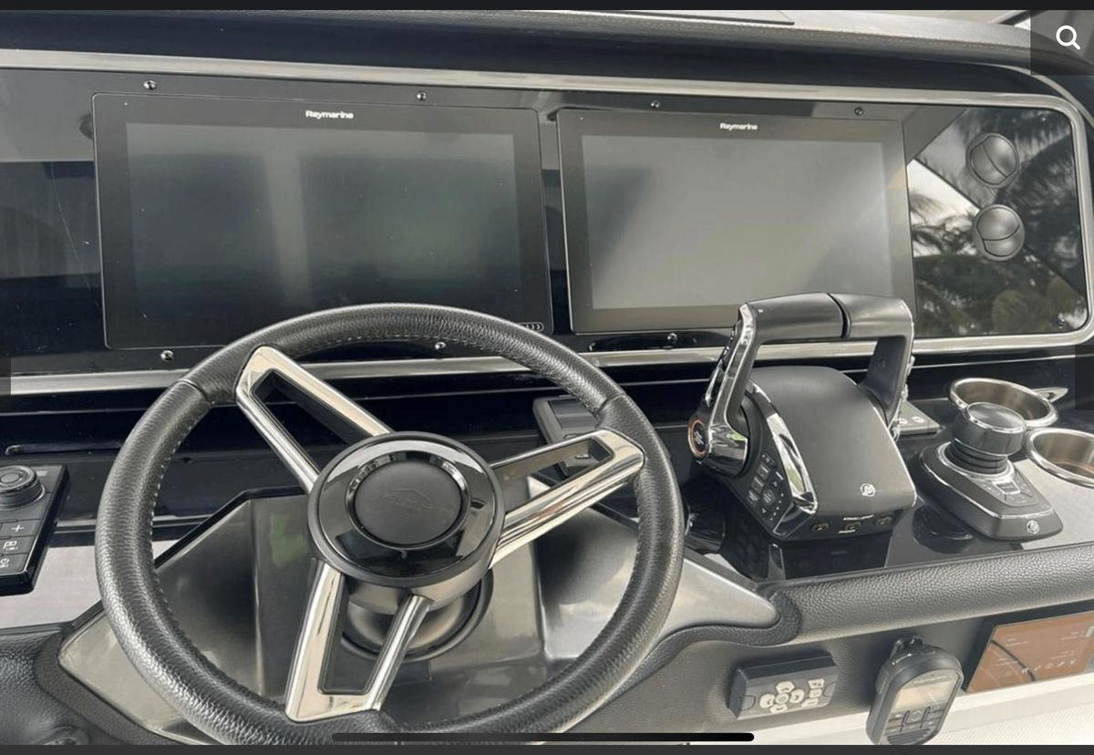 2022 Azimut 42 