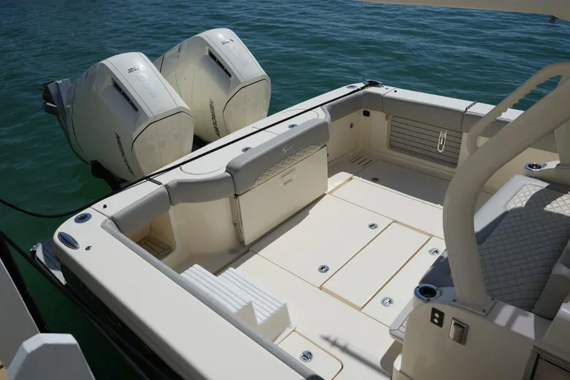 Uncharted Yacht Photos Pics Scout 38 Uncharted - Cockpit