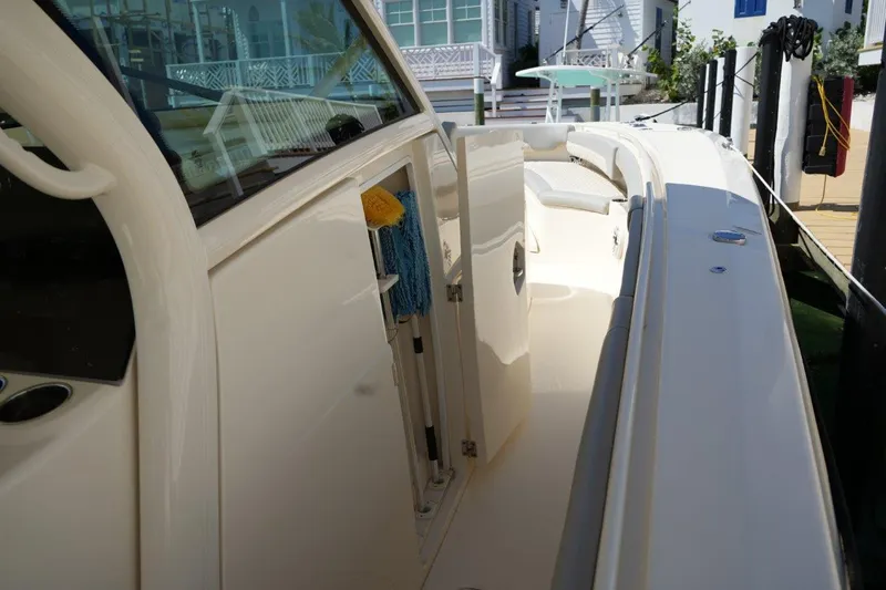 Uncharted Yacht Photos Pics Scout 38 Uncharted - Storage