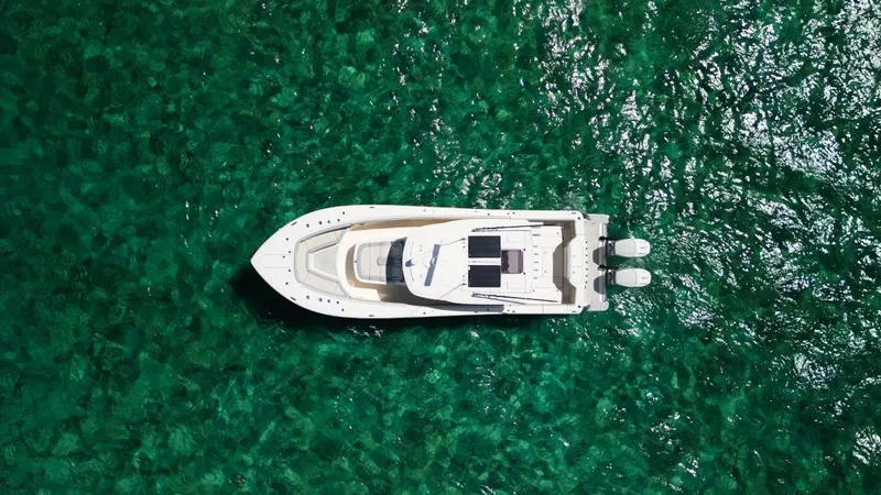 Uncharted Yacht Photos Pics Scout 38 Uncharted - Profile