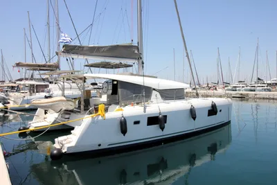 Lagoon 42