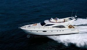 2004 Ferretti Yachts 590