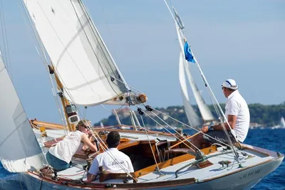 1924 Classic West Solent One Design 'ARROW' - W1